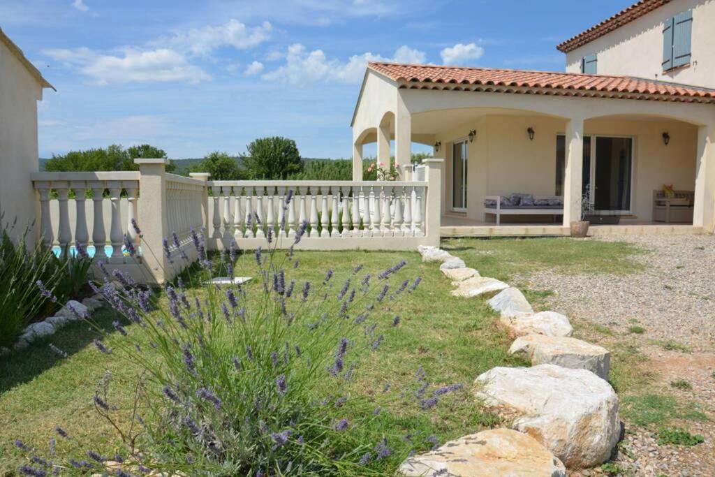 Appartement Vue Sainte Victoire, proche Aix-en-Provence à Pourrieres Extérieur photo