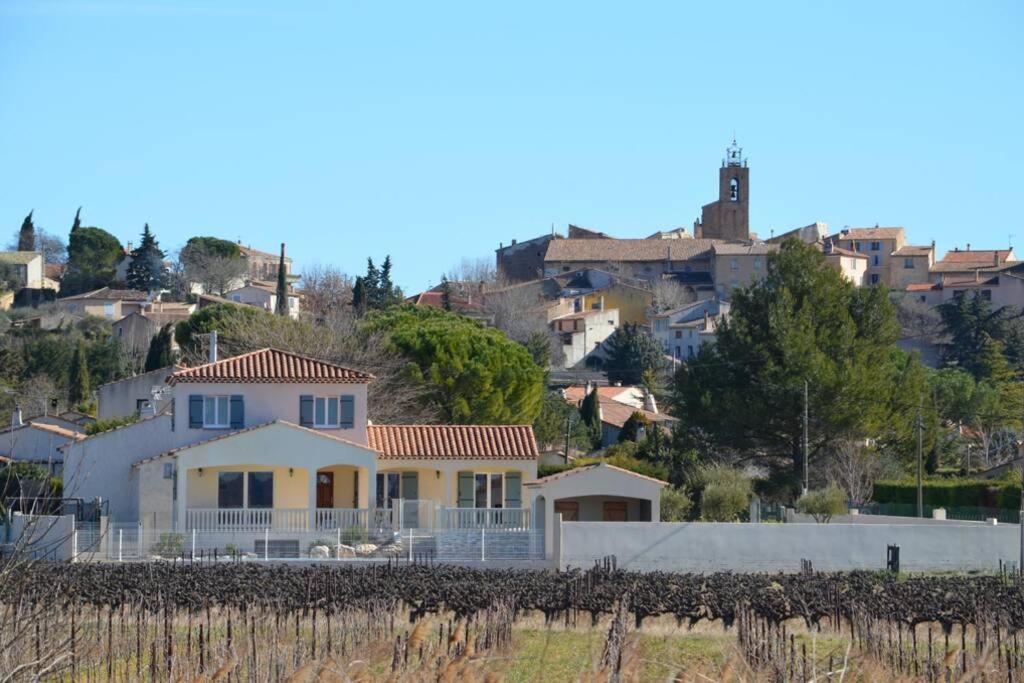 Appartement Vue Sainte Victoire, proche Aix-en-Provence à Pourrieres Extérieur photo